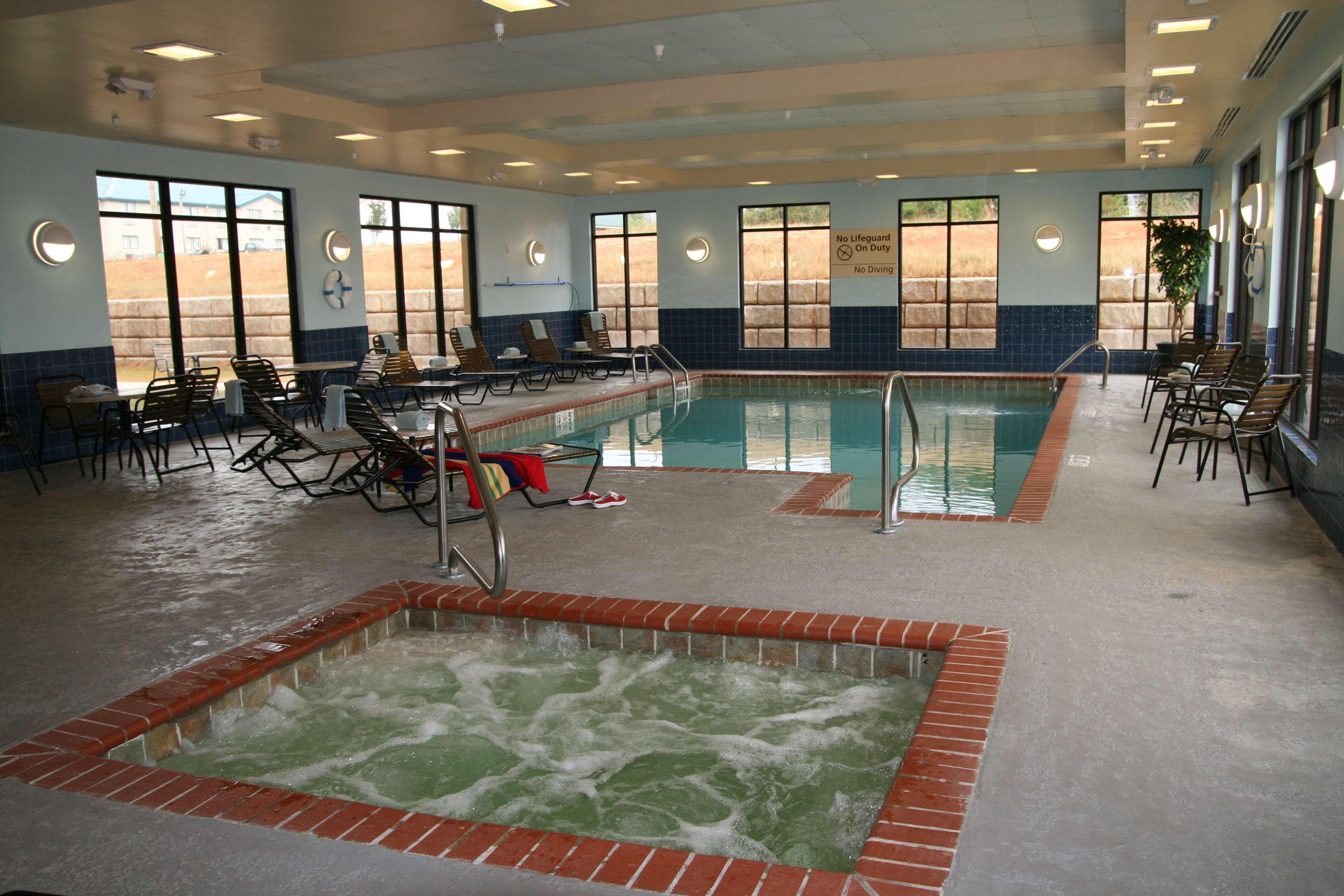 Hampton Inn & Suites Mccomb Facilities photo